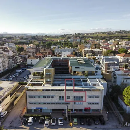 Mit Terrasse Und Panoramablick By Interhome 公寓 西尼加利亚