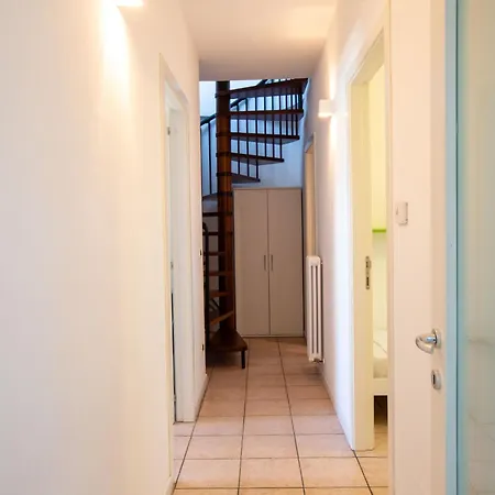Mit Terrasse Und Panoramablick By Interhome Apartman *